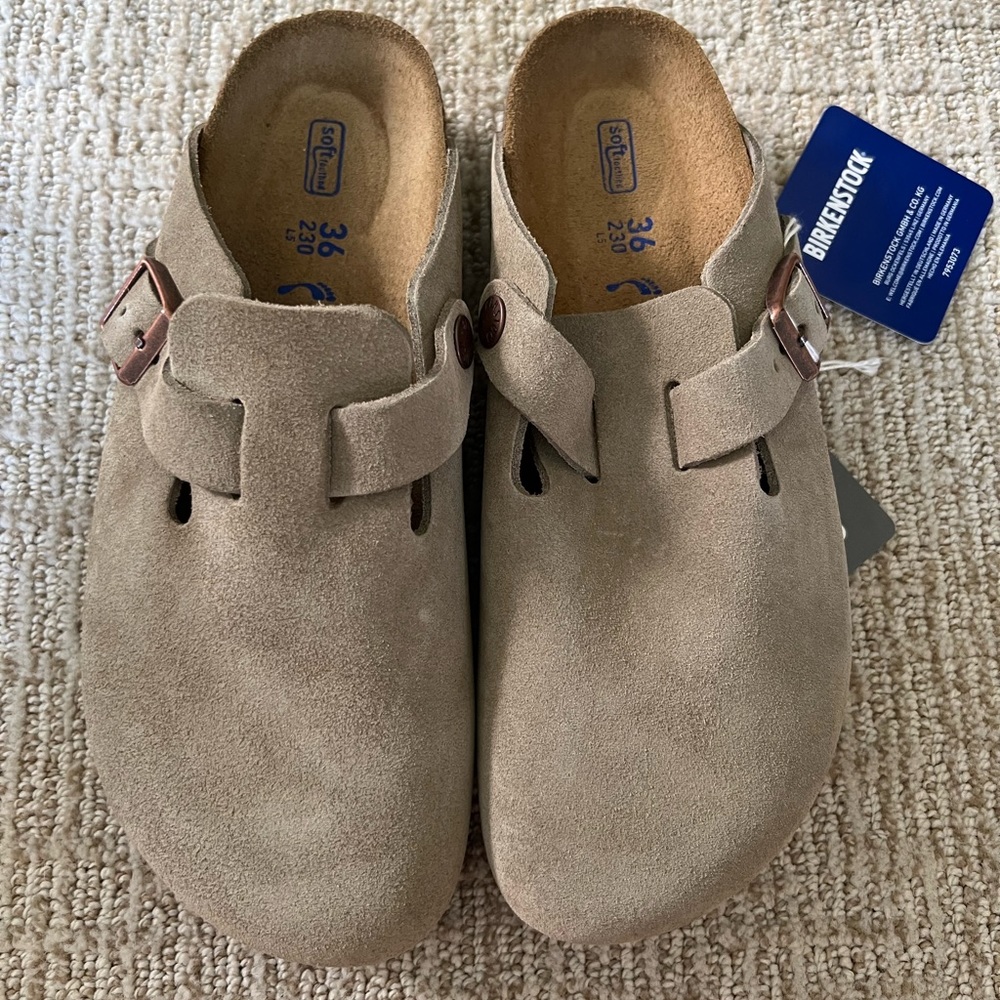 NWT Birkenstock Boston Clogs - Taupe